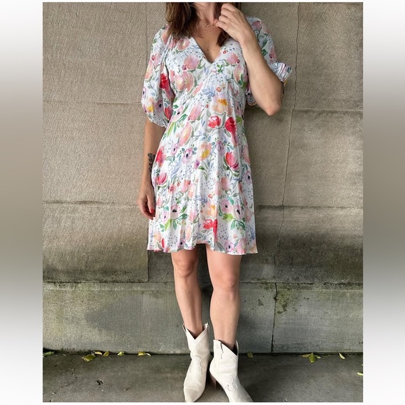 LUCY PARIS women’s azalea mini dress in white floral Linen size M NWT - Picture 3 of 15